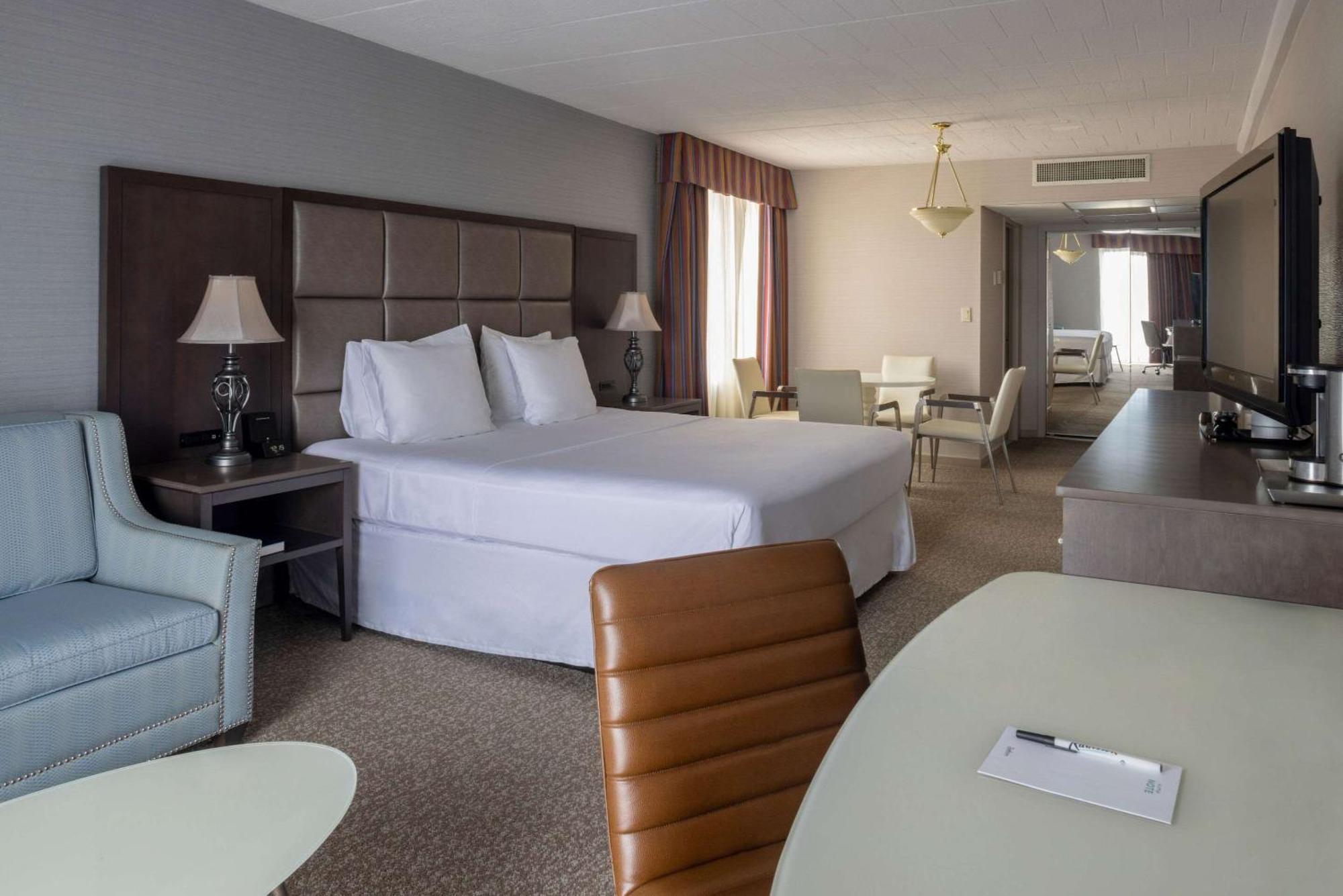 Radisson Hauppauge-long Island Hotel 3*